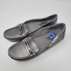Life Stride Viva Slip On Loafer Shoe Pewter Velocity Memory Foam Size 6.5M NWOB